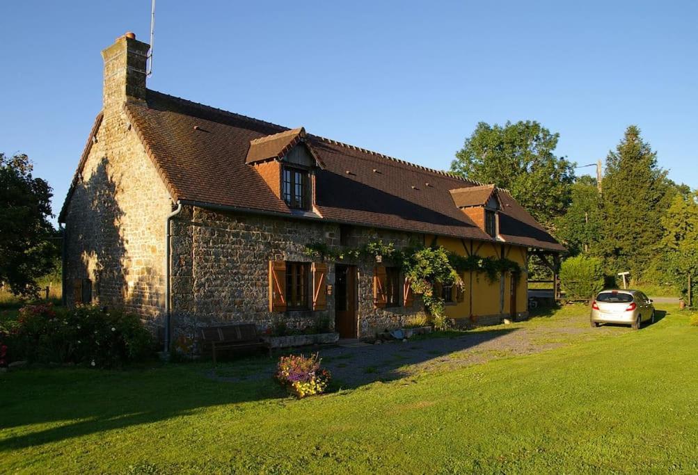 Gite : La Cochetiere : Ancienne Ferme 18Eme Villa Le Grais ภายนอก รูปภาพ