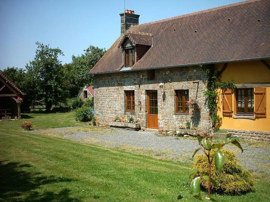 Gite : La Cochetiere : Ancienne Ferme 18Eme Villa Le Grais ภายนอก รูปภาพ